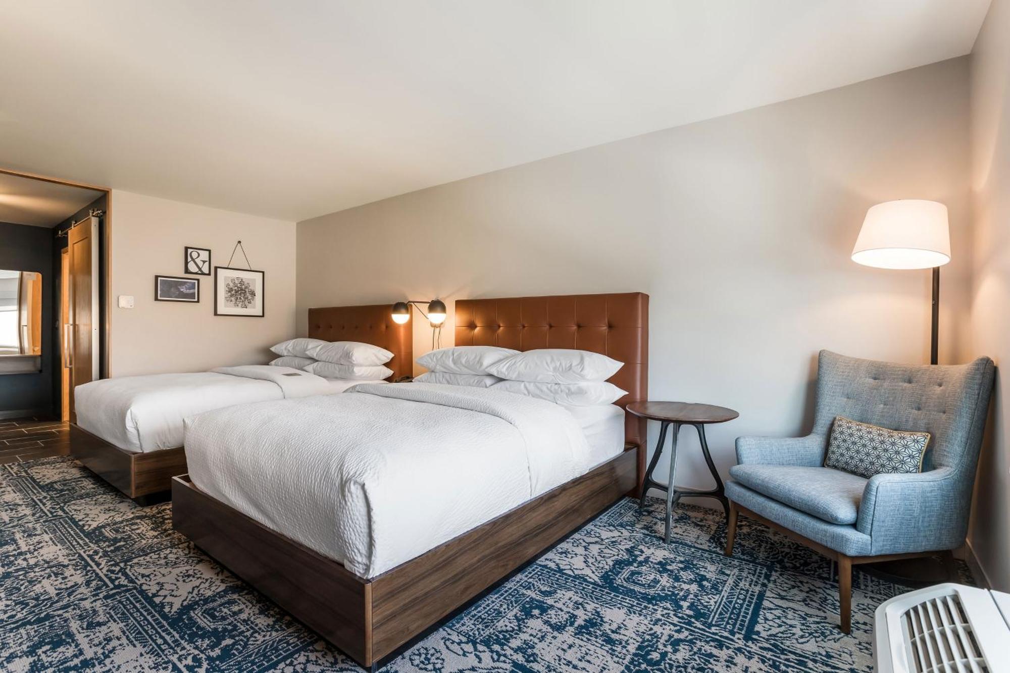 Four Points By Sheraton Elkhart Bagian luar foto