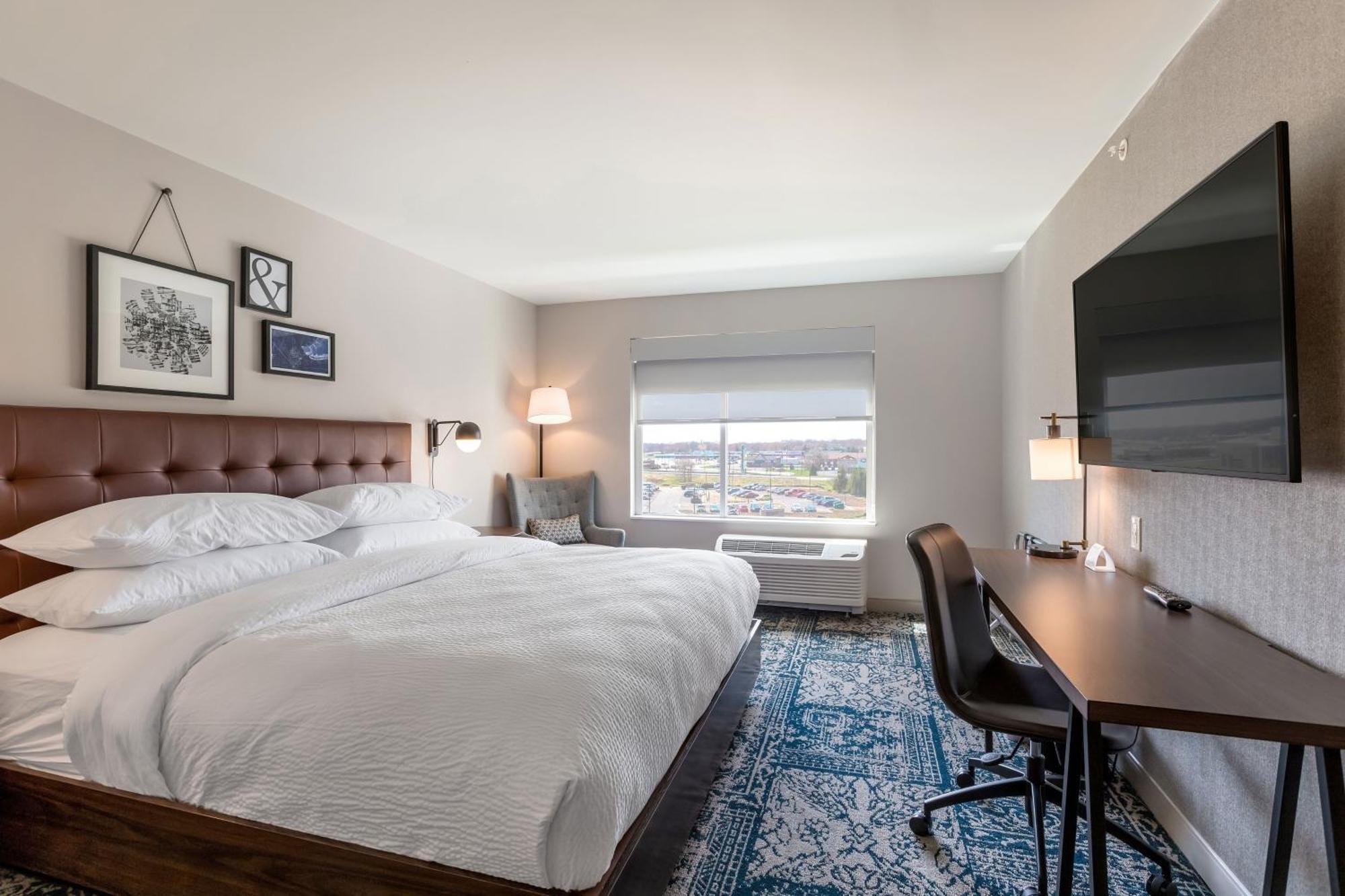 Four Points By Sheraton Elkhart Bagian luar foto
